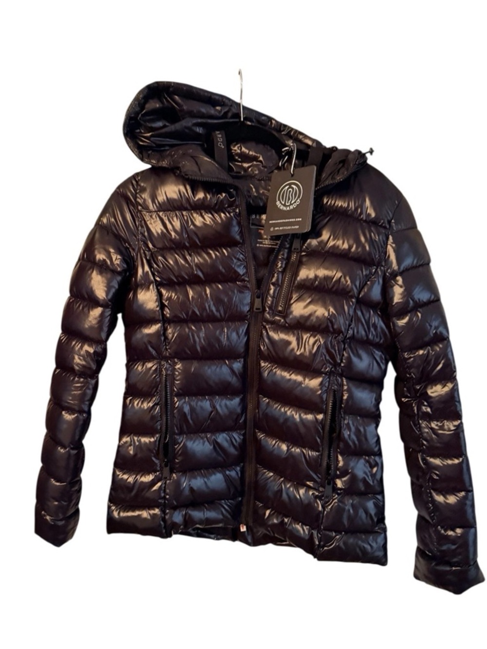 Bernardo Black Shiny Packable Puffer Jacket with Hood Medium NWT faux leather